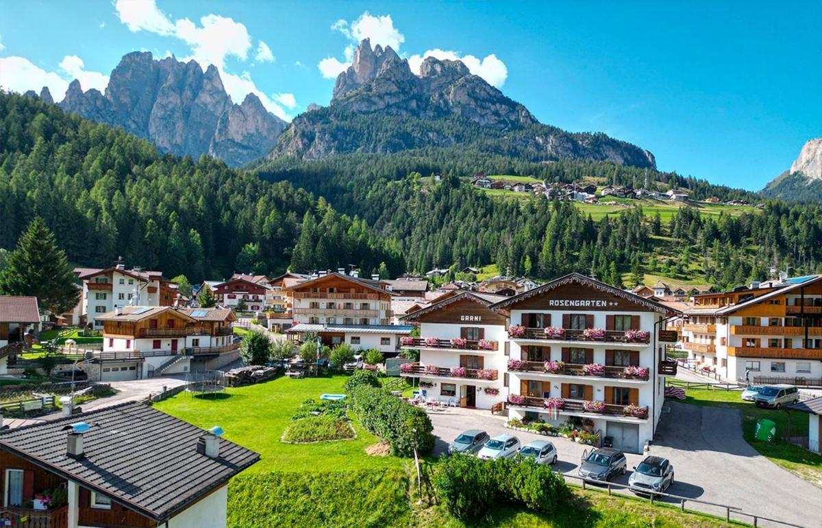 Hotel Garni Rosengarten Pera Bagian luar foto
